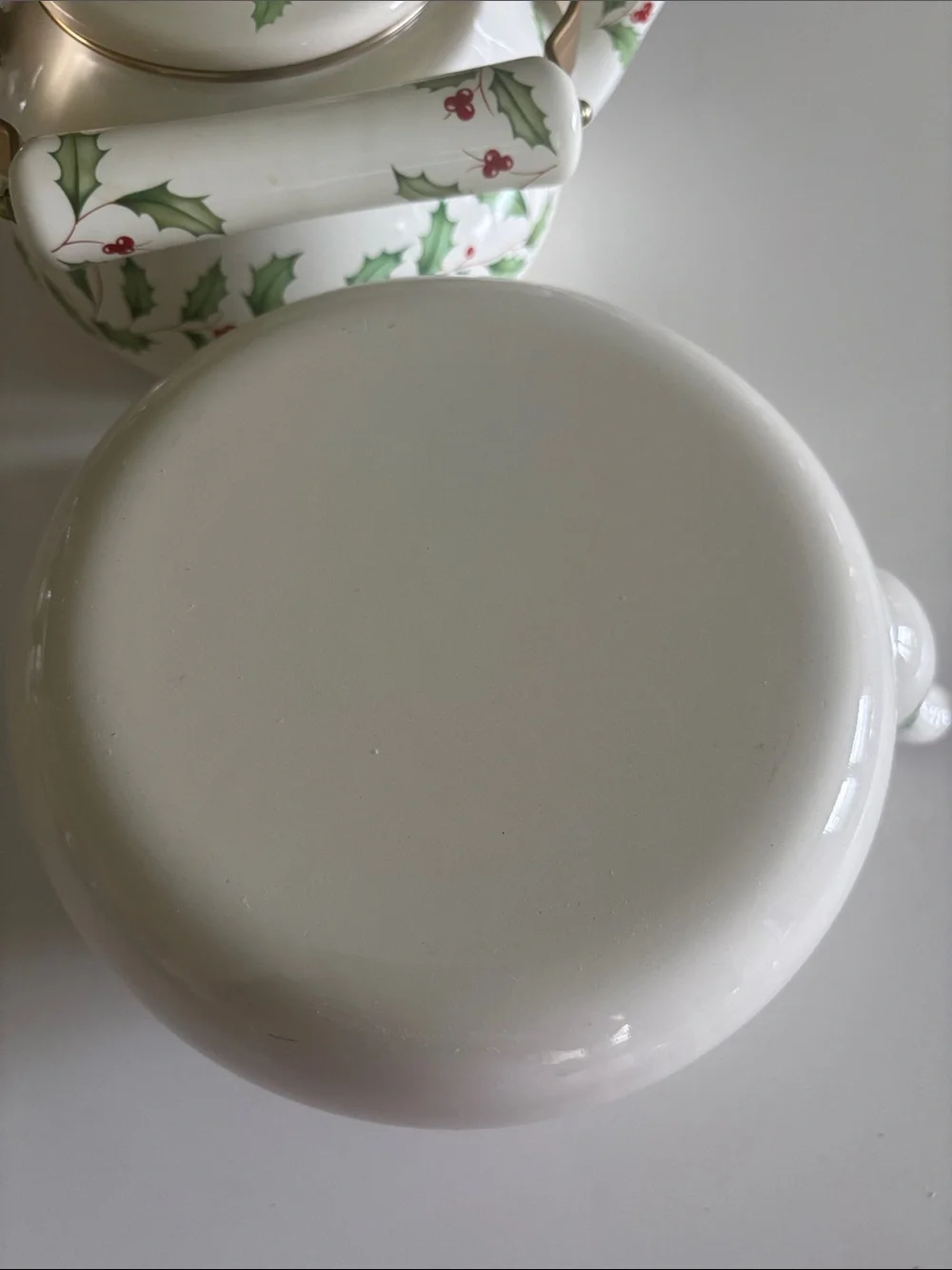 Lenox Holiday Enamel Ware Metal Tea Kettle Teapot Holly Berry China Handle